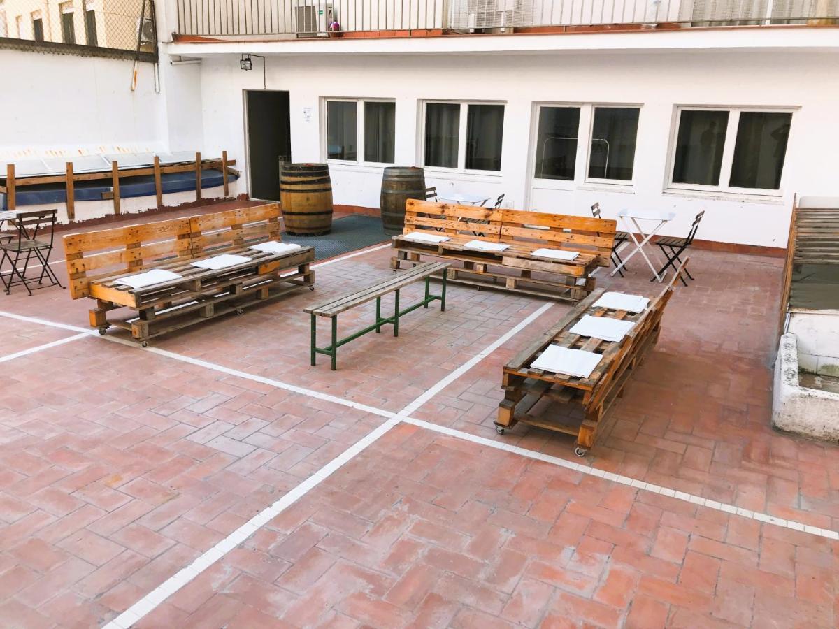 Break N Bed Hostel - Barcelona — Photos 3